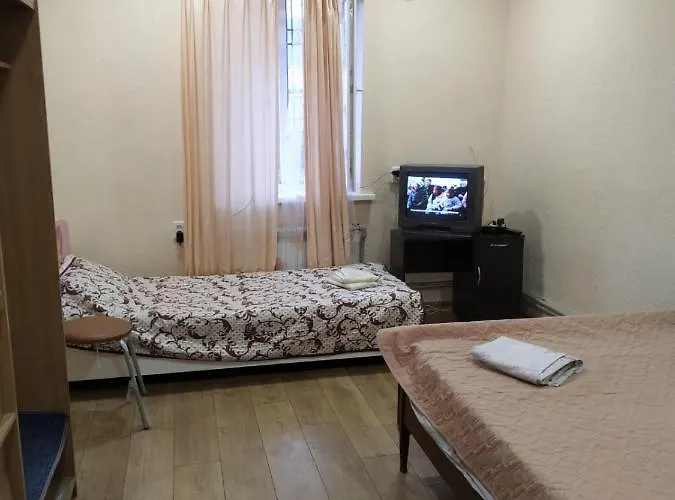 домик возле моря с уютным двориком в районе совиньона * Odessa