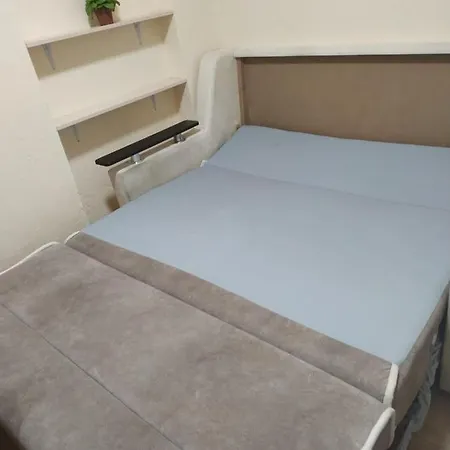 דירה домик возле моря с уютным двориком в районе совиньона